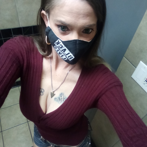 Meet your Posher, Robyn - Picture 8 of 8